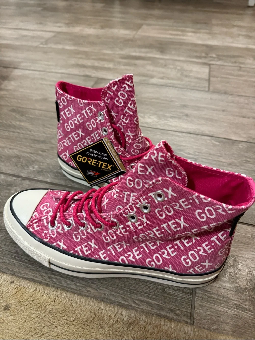 Converse Pink GORE-TEX High Top Sneaker - Picture 3 of 6